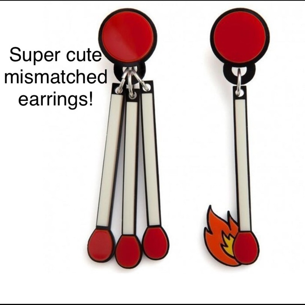 Super cute mismatched earrings!
